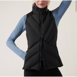 Athleta Inlet Goose Down Puffer Vest Black Medium Lightweight Zip